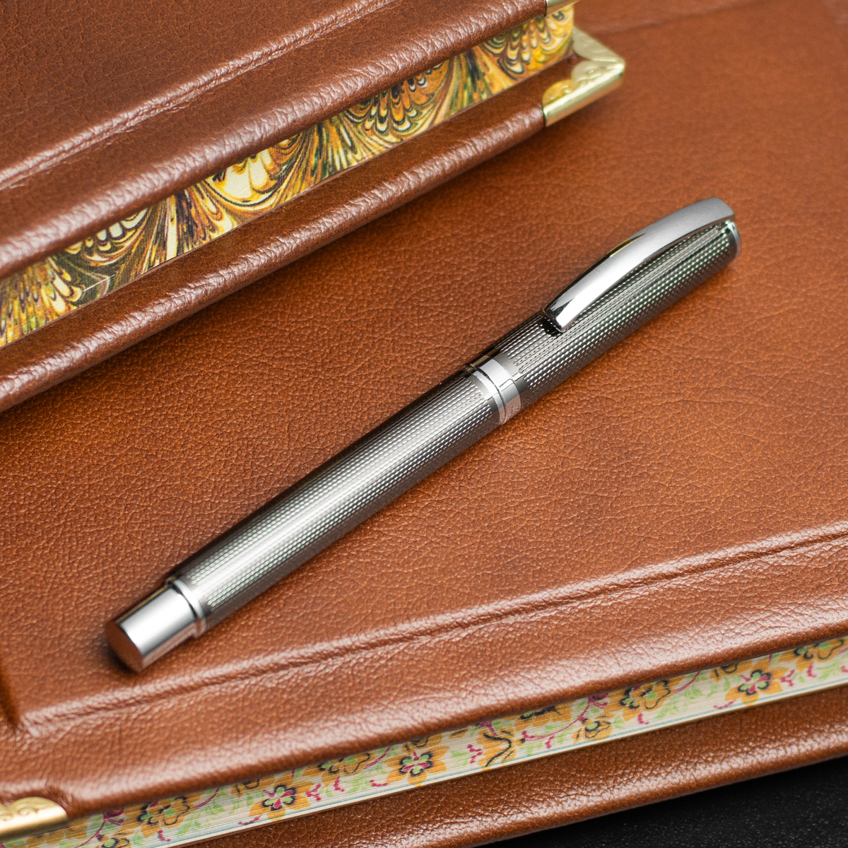 "Timeline" gift set (diary and pen) - Image 3